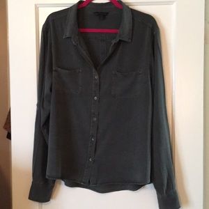 Women’s Rock & Republic Rayon shirt XL